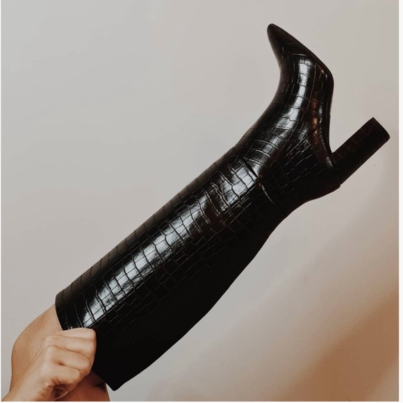 NWOT H&M Crocodile Patterned Faux Leather Boots 36 - Picture 6 of 10